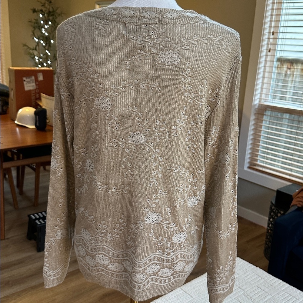Vintage eyelet v neck lightweight pullover knit sweater - Picture 3 of 8